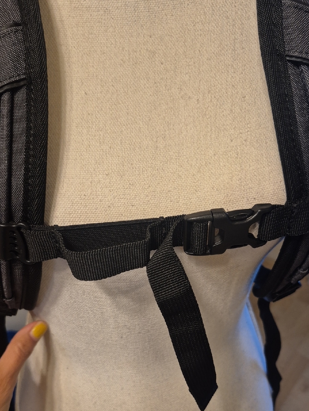 Thule Stravan Sweden Gray Backpack 16" Laptop - Picture 6 of 15